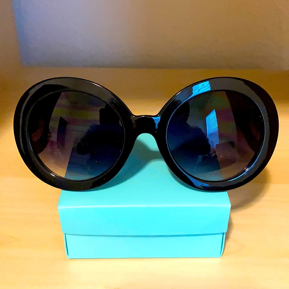 Sunglasses - Picture 1 of 2